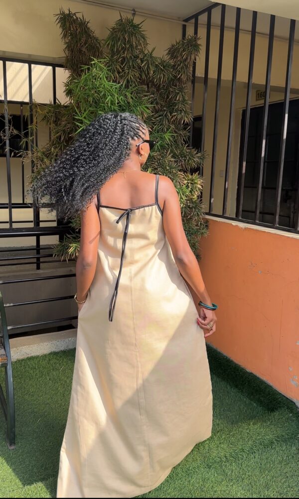 Screenshot_2026-09-04-00-39-36-876_com.miui.gallery Zalen Maxi Dress (Pure Linen)