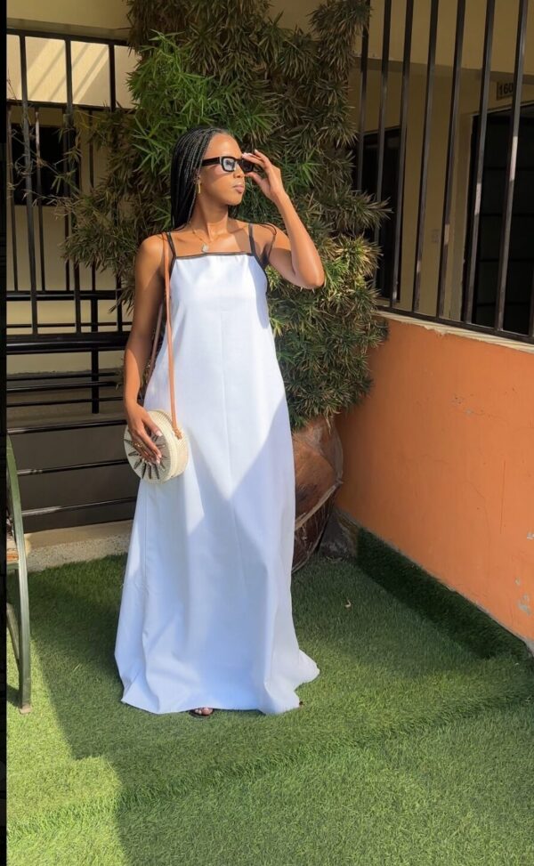 Screenshot_2026-09-04-02-04-53-417_com.miui.gallery Zalen Maxi Dress (Pure Linen)